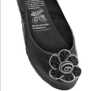 Rollasole Black Shoes with Flower